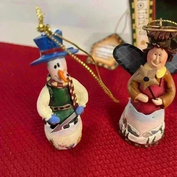 Christmas ornament set of five handcrafted poly resin metal ornaments, new inbox - Picture 5 of 8